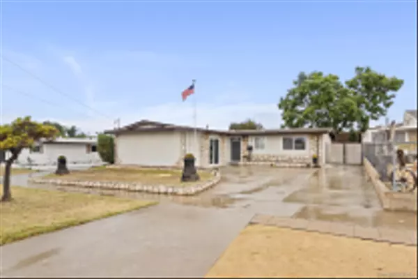 Chula Vista, CA 91911,451 E Naples St