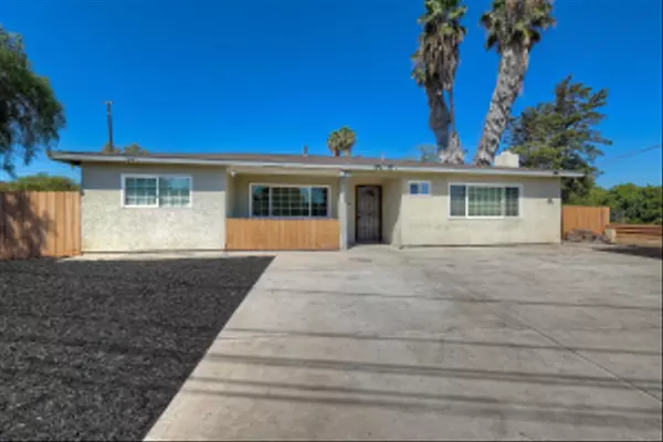 8734 Atlas View Dr, Santee, CA 92071