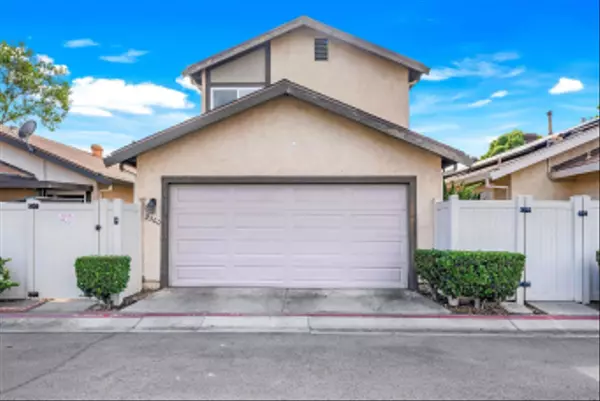 Santee, CA 92071,9560 Frank Way