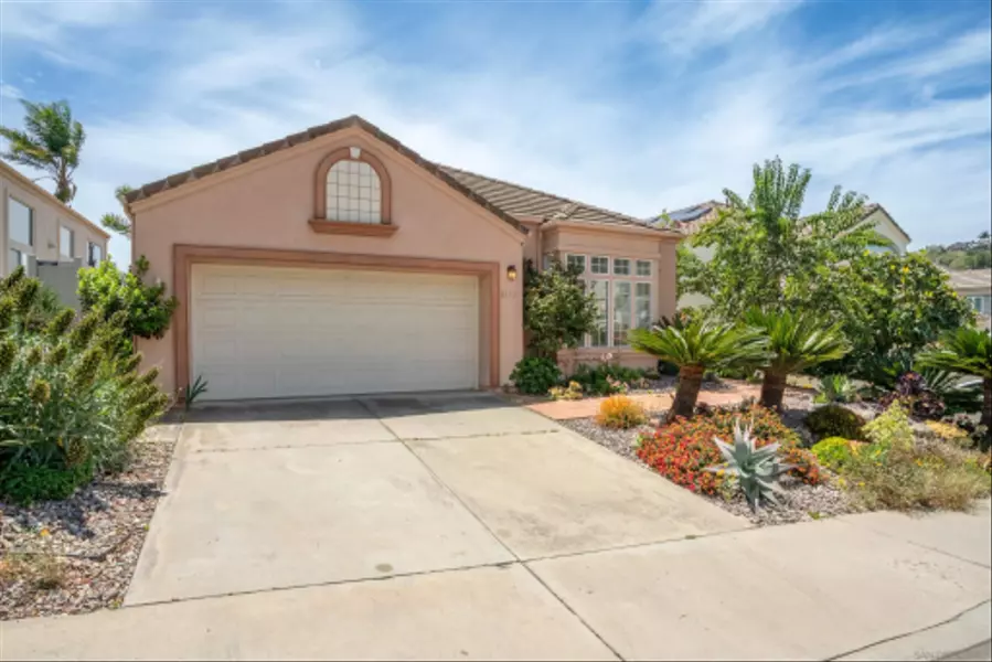 2133 View Crest Glen, Escondido, CA 92026