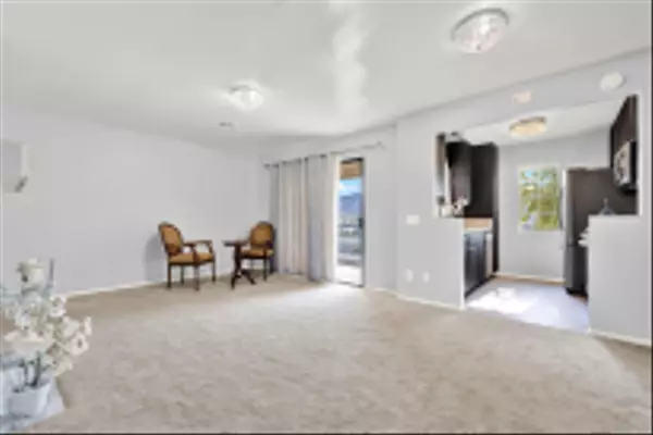 San Diego, CA 92129,10357 Azuaga St #208