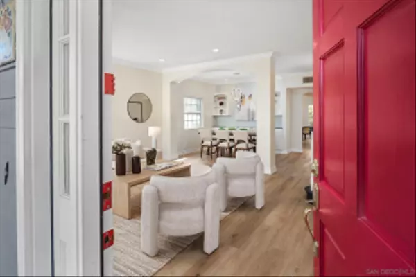 Coronado, CA 92118,260 H Avenue