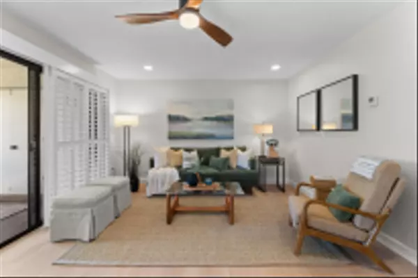 San Diego, CA 92126,8595 Summerdale Rd #170