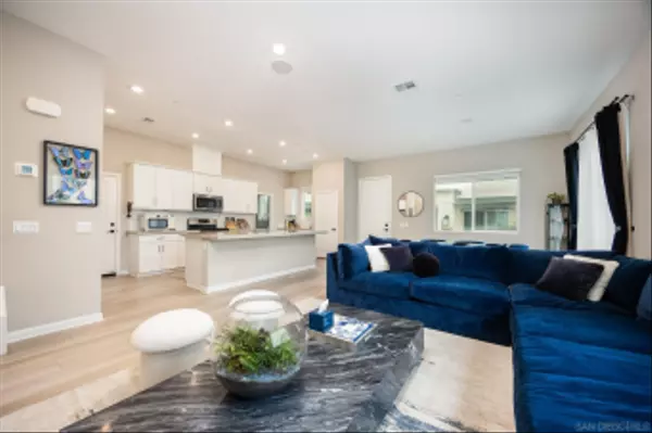 Chula Vista, CA 91913,2097 Bluestone Cir