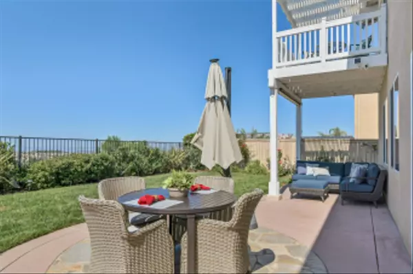 San Marcos, CA 92069,852 Via Barquero
