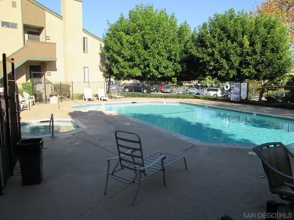La Mesa, CA 91942,7780 Parkway Drive #304