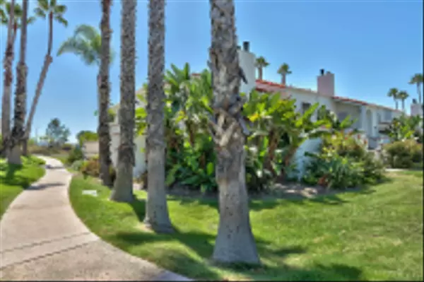San Diego, CA 92129,13202 Salmon River Rd #101
