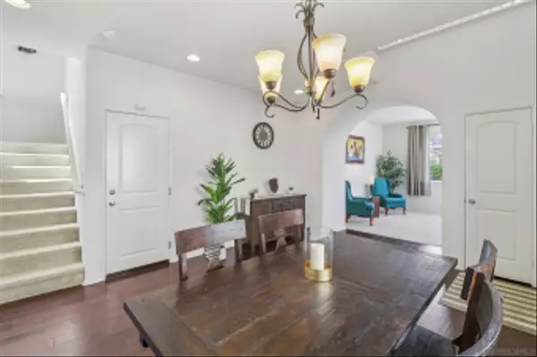 San Diego, CA 92129,13517 Sydney Rae Pl