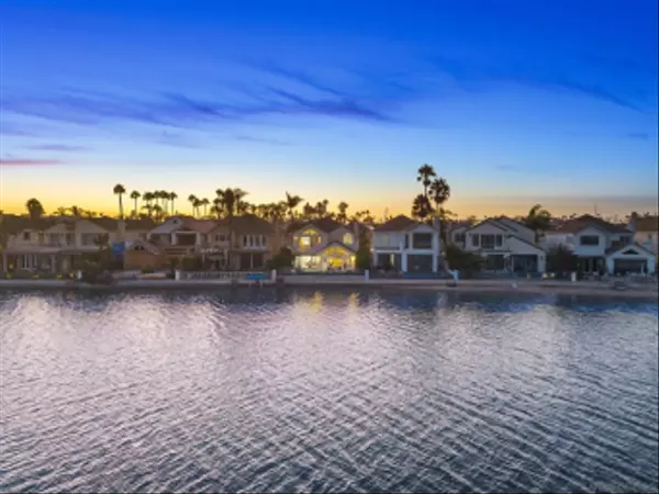 Coronado, CA 92118,55 Spinnaker Way