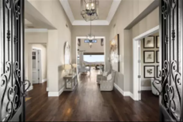 Rancho Santa Fe, CA 92067,8046 El Cielo