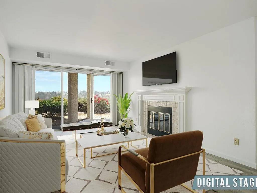 San Diego, CA 92111,7087 Camino Degrazia #141