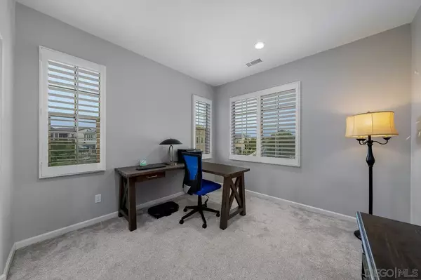 San Diego, CA 92130,13348 Camelia Way