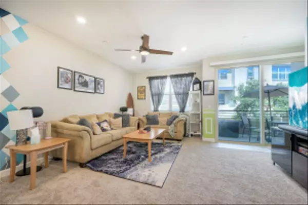 Chula Vista, CA 91915,1905 Soho Ln #2