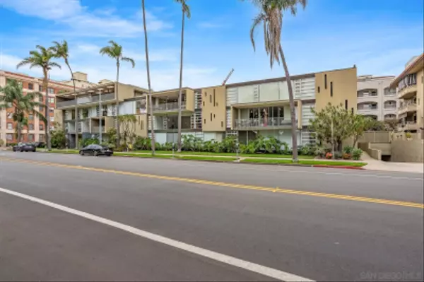 San Diego, CA 92103,3200 6th Avenue #307