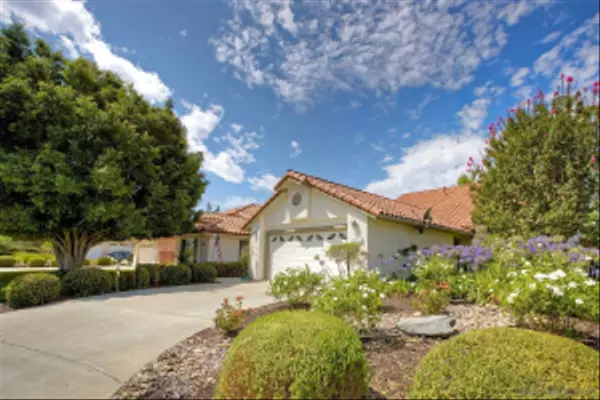 Fallbrook, CA 92028,1089 Ridge Heights Dr