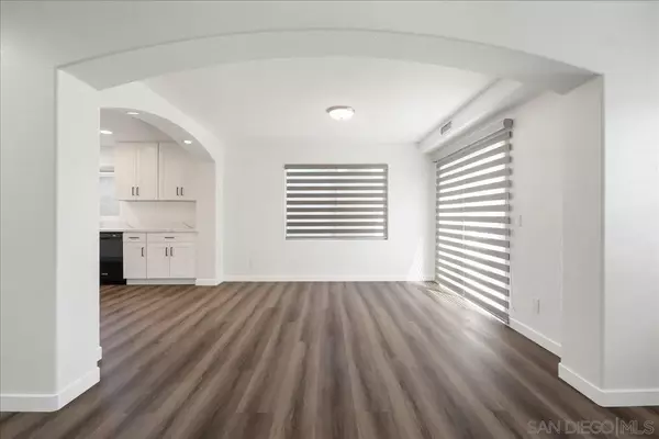 Chula Vista, CA 91911,345 Moss #8