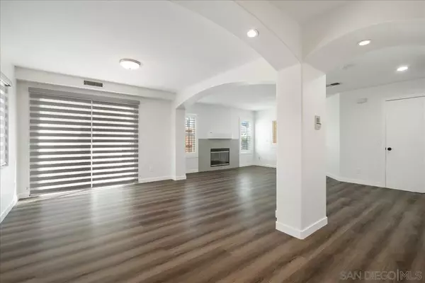 Chula Vista, CA 91911,345 Moss #8