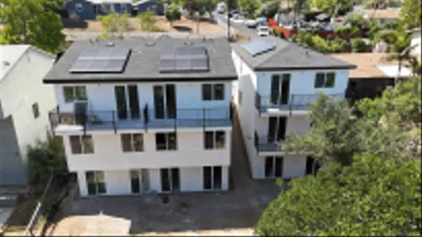 Vista, CA 92083,490 Lado De Loma Dr #1-4