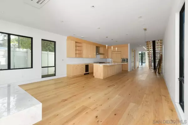 La Jolla, CA 92037,7431 Draper