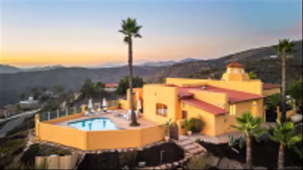 Jamul, CA 91935,3696 Alta Loma Dr