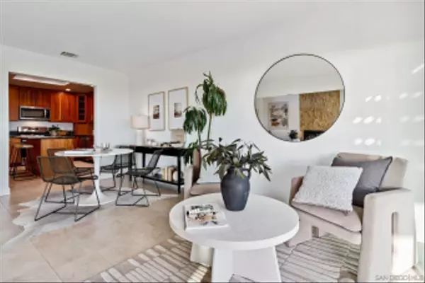 San Diego, CA 92117,4603 Huron Ave