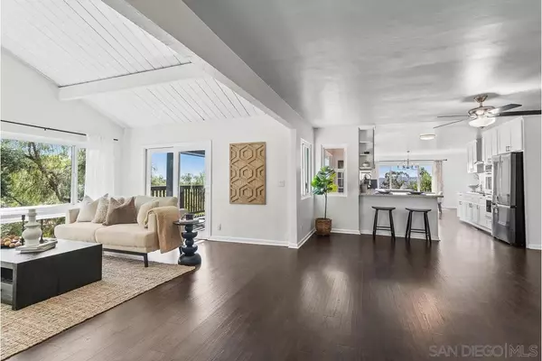 Spring Valley, CA 91977,3254 S Bonita St