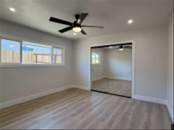 Imperial Beach, CA 91932,823 Georgia St