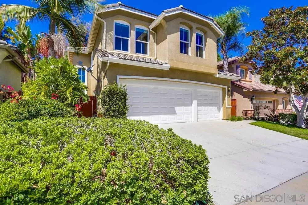 Carlsbad, CA 92010,5423 Foxtail Loop
