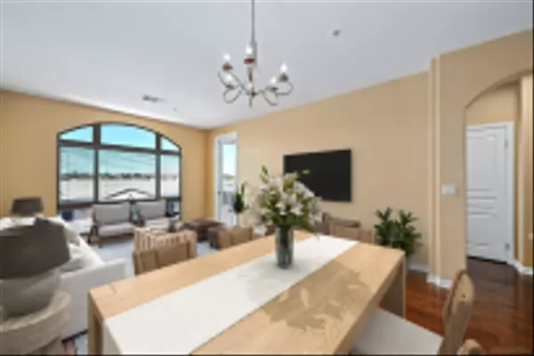 San Diego, CA 92130,3877 Pell Pl #424