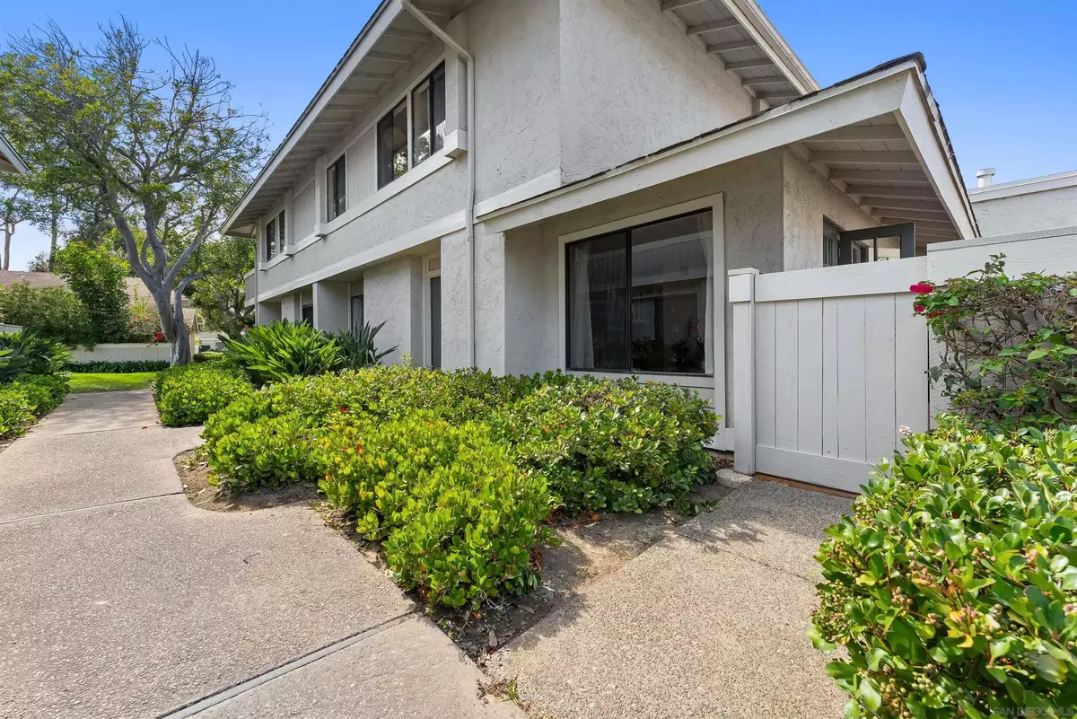 San Diego, CA 92122,3965 Camino Lindo