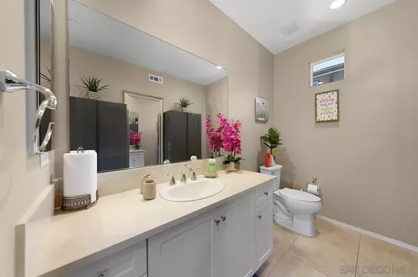 Chula Vista, CA 91915,1515 Crown Lane #6