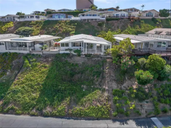 Lakeside, CA 92040,9500 Harritt Rd ##201