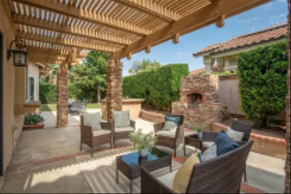 Vista, CA 92081,2009 Applewood Ln