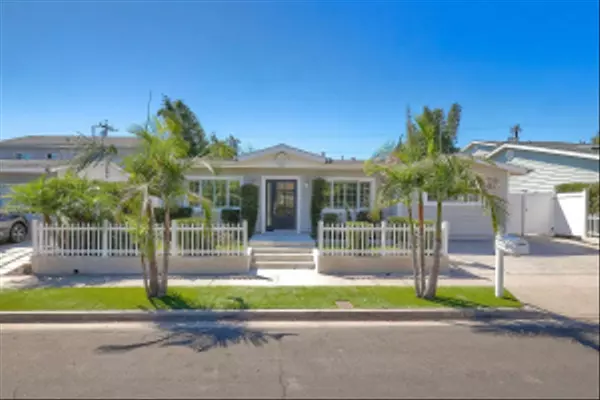 San Diego, CA 92117,4576 Onondaga Ave