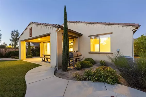 Lake Elsinore, CA 92530,29199 Black Oak