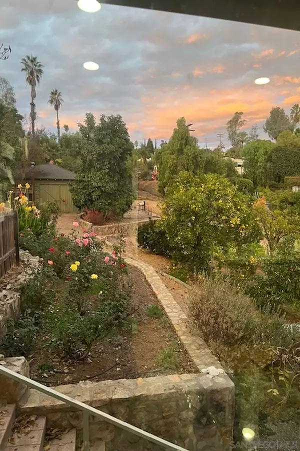 La Mesa, CA 91941,10744 Anaheim Dr.