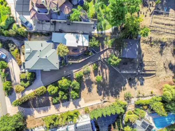 La Mesa, CA 91941,10744 Anaheim Dr.