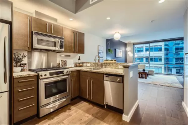 321 10th Ave #904, San Diego, CA 92101