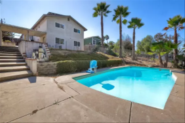 5091 Guava Ave, La Mesa, CA 91942