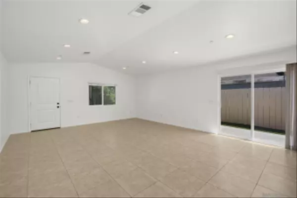 Lakeside, CA 92040,12507 Castle Court Dr