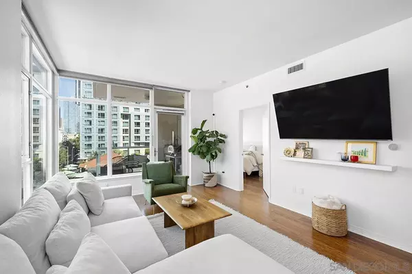 San Diego, CA 92101,427 9th Avenue #406