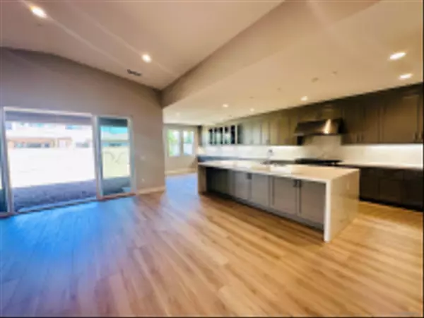 Poway, CA 92064,13765 Holly Oak Way