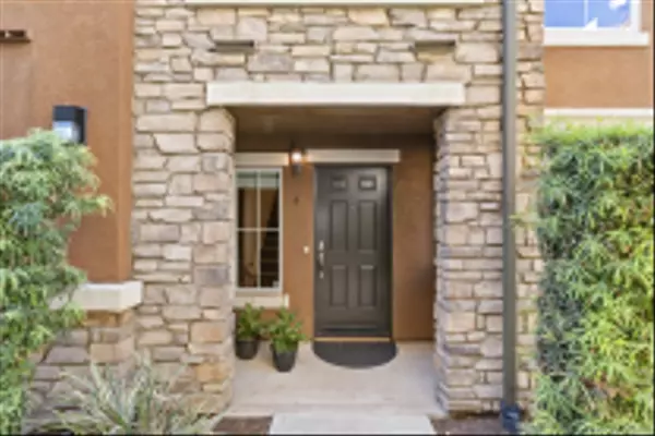 Santee, CA 92071,10214 Daybreak Ln #Unit 6