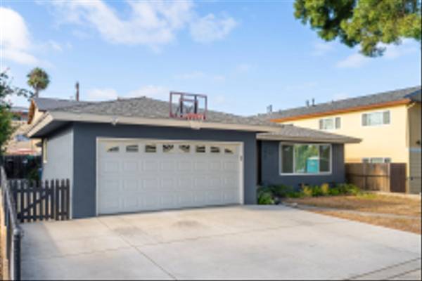 San Diego, CA 92109,2036-38 Emerald St