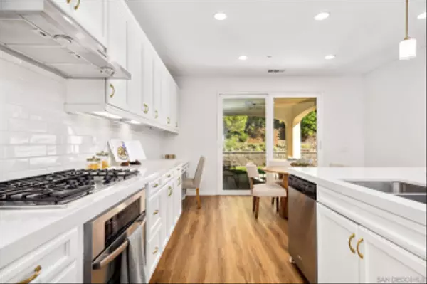 San Diego, CA 92127,8492 Blackburn Ln