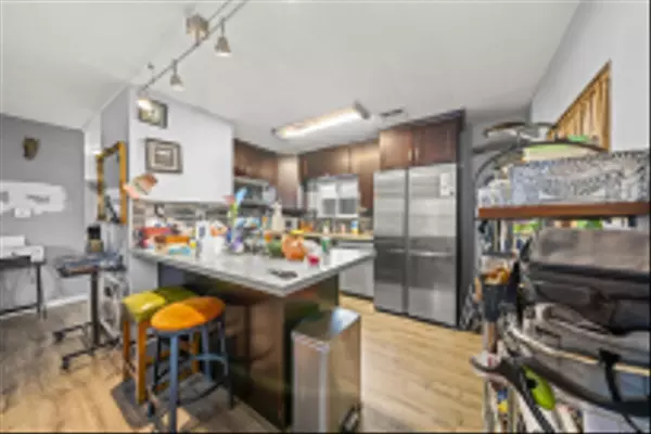 El Cajon, CA 92021,255 E Bradley #108