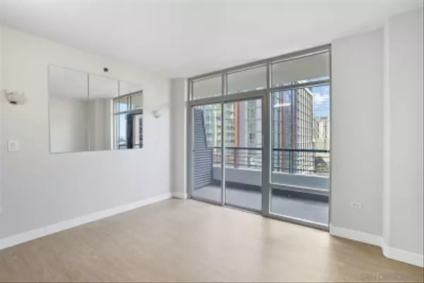 San Diego, CA 92101,425 W Beech St #1003