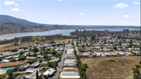 Spring Valley, CA 91977,9902 Jamacha Blvd #13