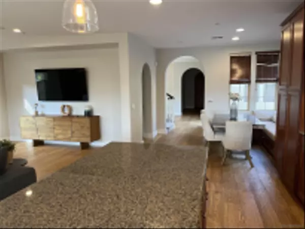 San Diego, CA 92127,7567 Delfina