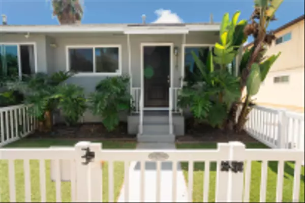 San Diego, CA 92116,4125-27 Meade Ave